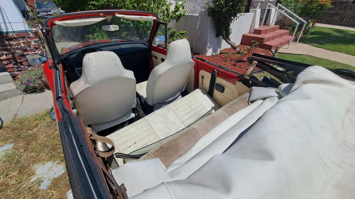 Convertible-beetle-1975-red-32