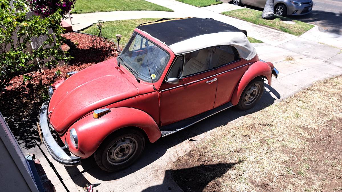 Convertible-beetle-1975-red-40