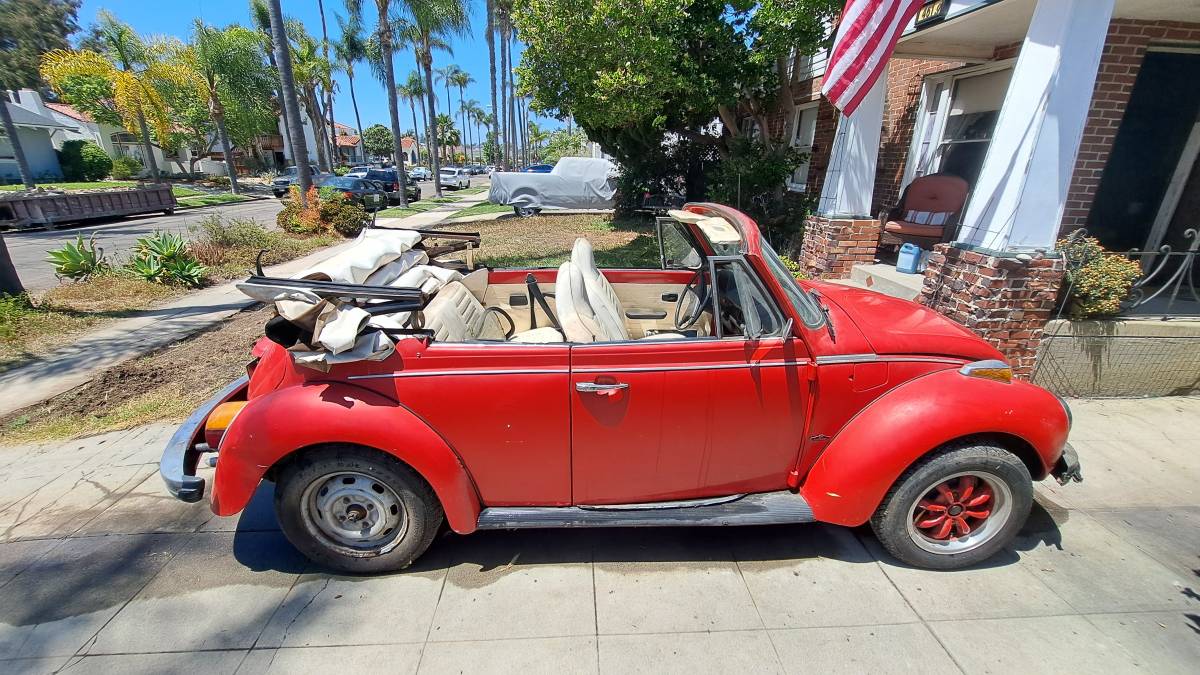 Convertible-beetle-1975-red-7