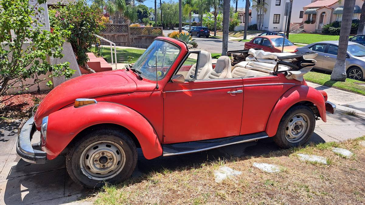 Convertible-beetle-1975-red