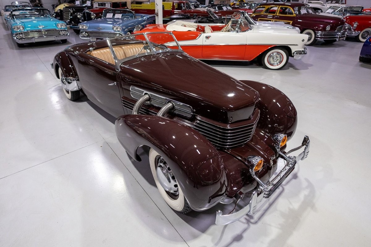 Cord-1937-Convertible-6