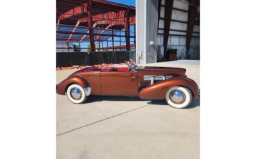 Cord-812-1937-Auburn-Orange-Red-3