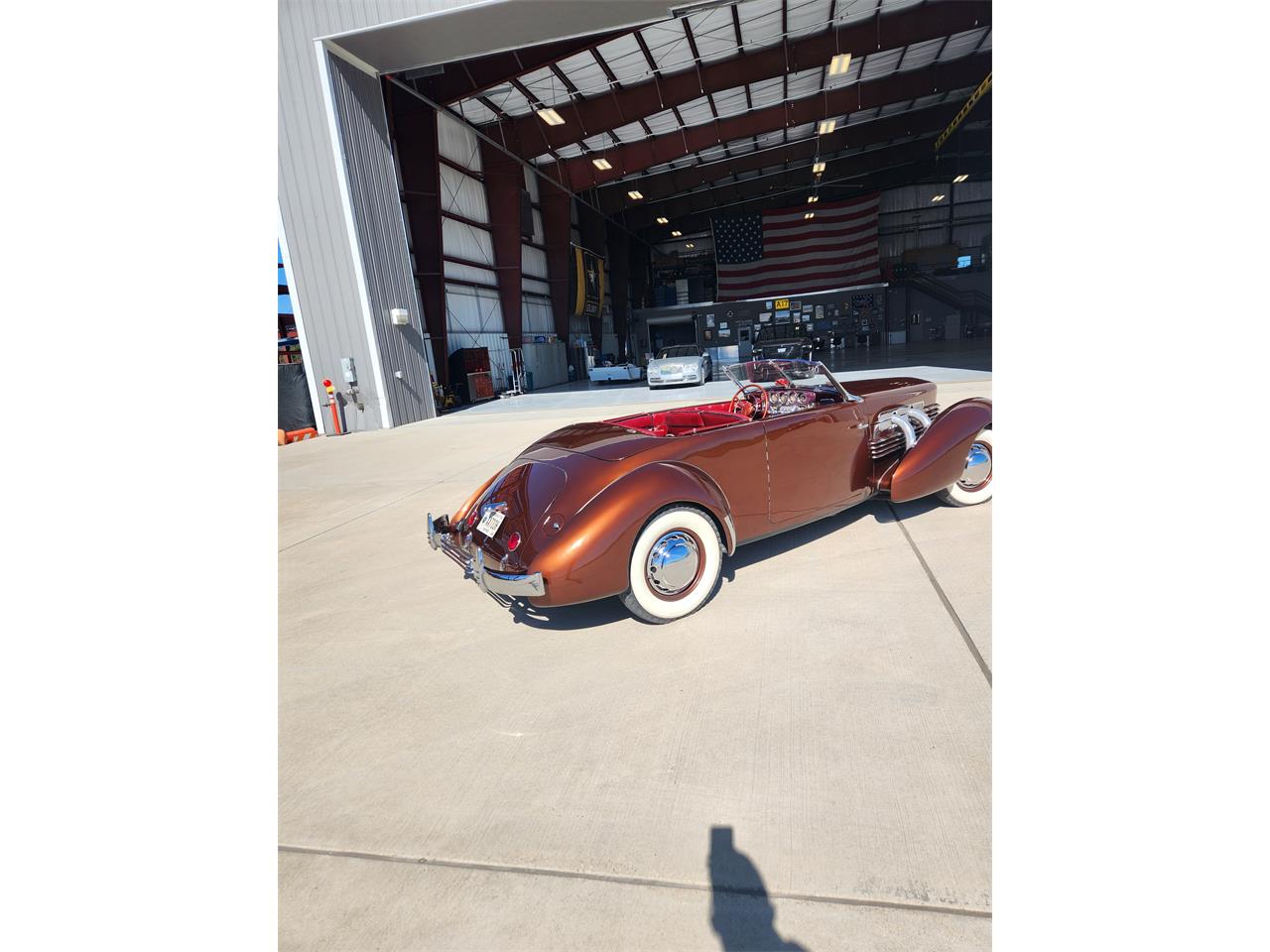 Cord-812-1937-Auburn-Orange-Red