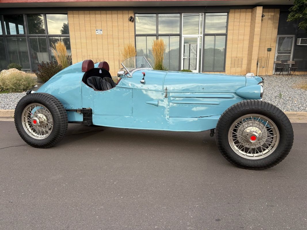 Cord-Speedster-Special-1932-12
