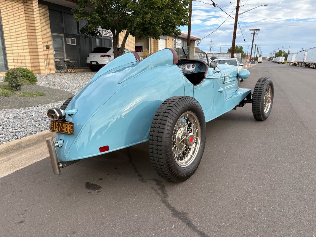 Cord-Speedster-Special-1932-16