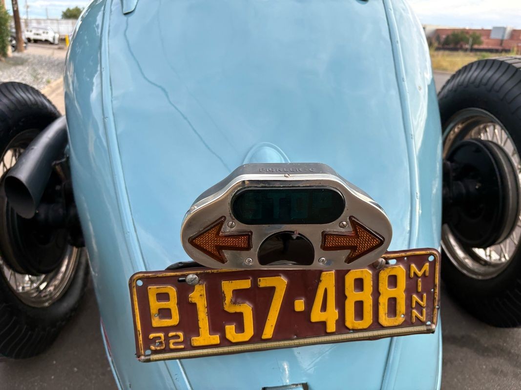 Cord-Speedster-Special-1932-21