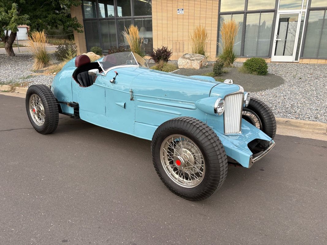 Cord-Speedster-Special-1932-26