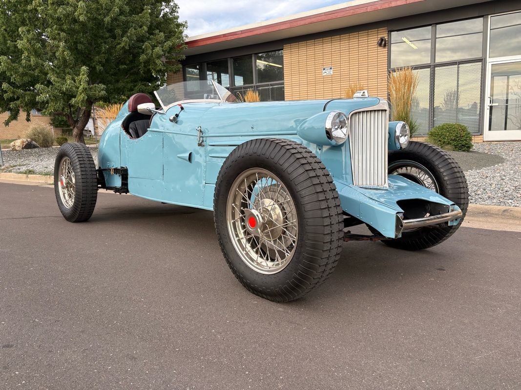 Cord-Speedster-Special-1932-27