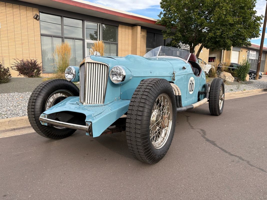 Cord-Speedster-Special-1932-28