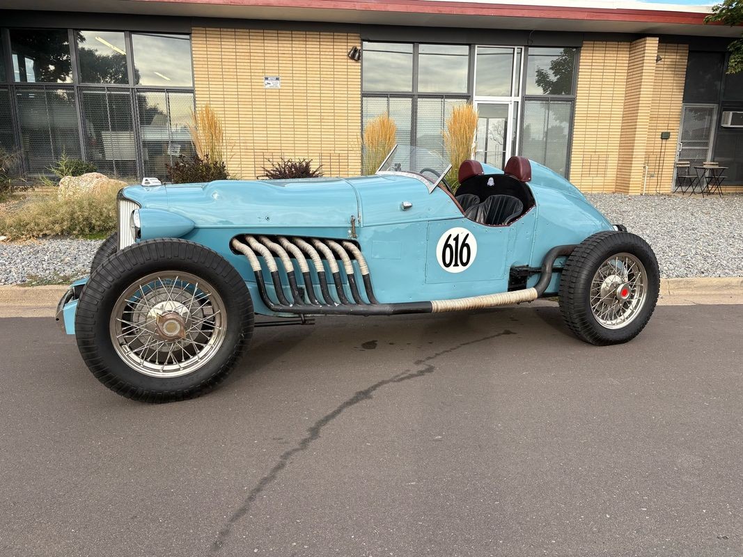 Cord-Speedster-Special-1932-33