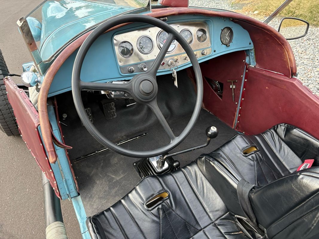 Cord-Speedster-Special-1932-6