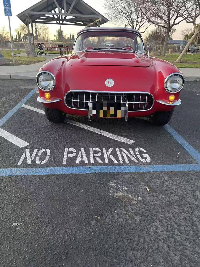 Corvette-1957-red-5