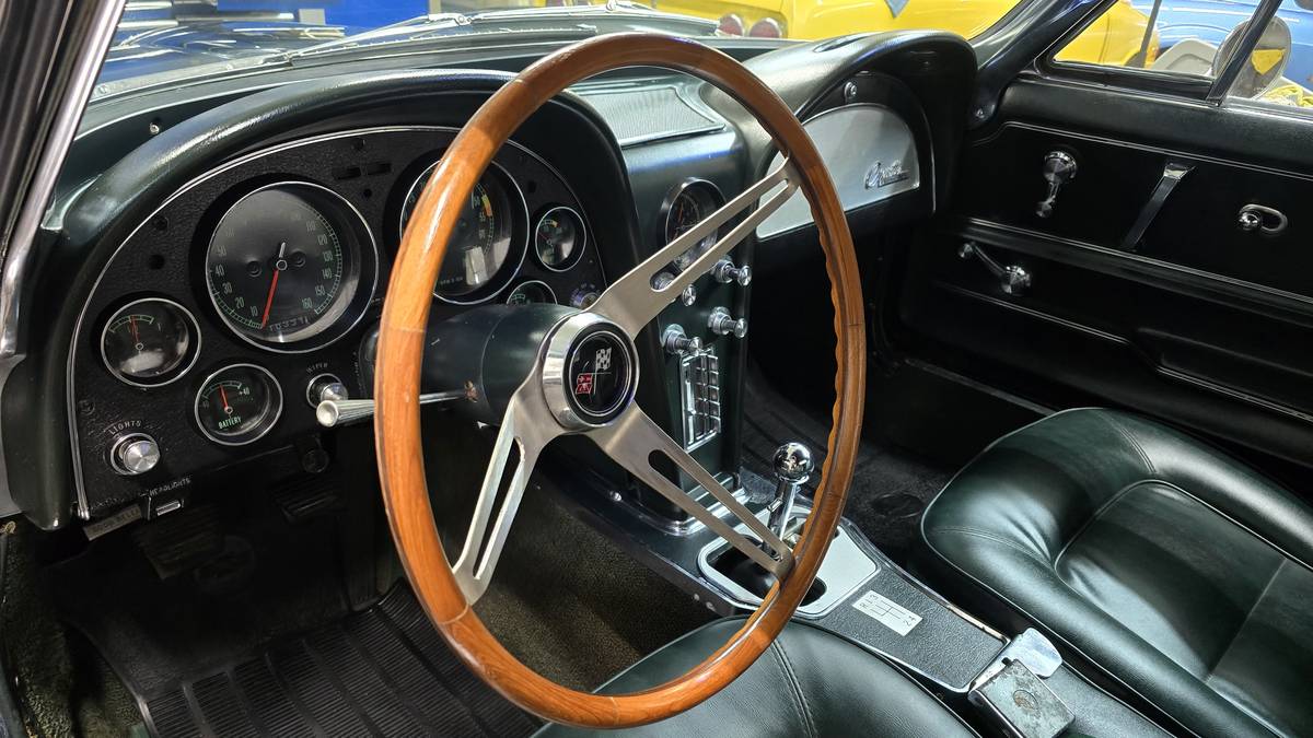 Corvette-1965-1
