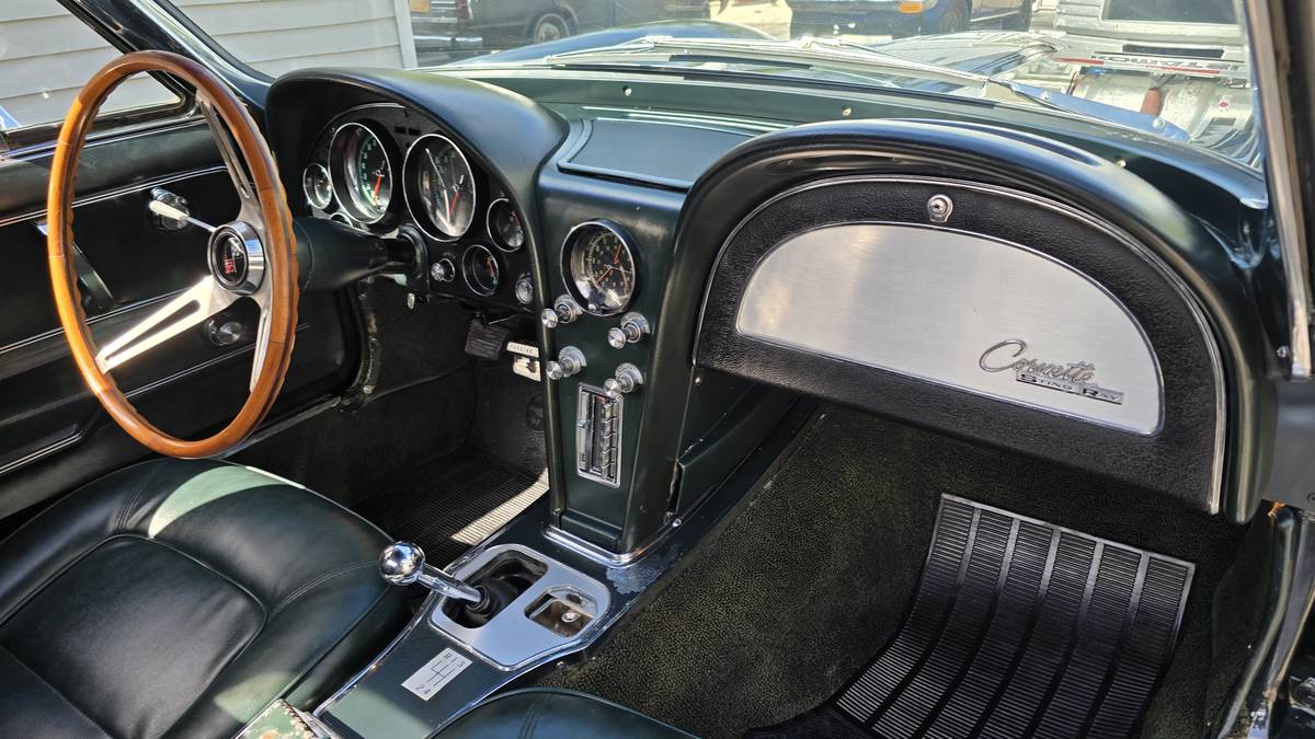 Corvette-1965-3