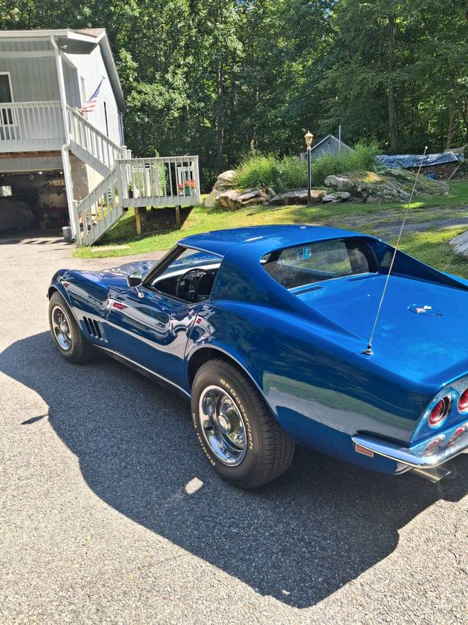 Corvette-1968-blue-3