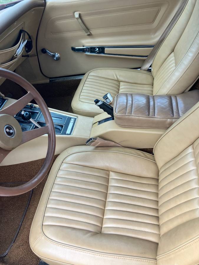Corvette-1976-7