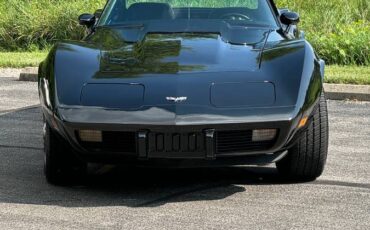 Corvette-1977-black-2