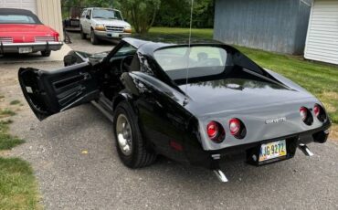 Corvette-1977-black-3