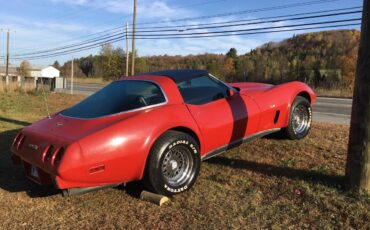 Corvette-1979-red-1