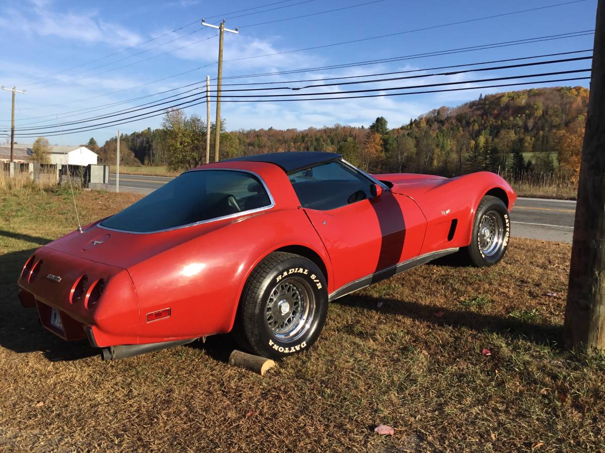 Corvette-1979-red-1