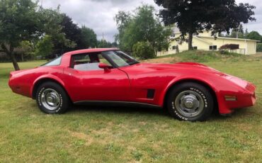 Corvette-1980-red
