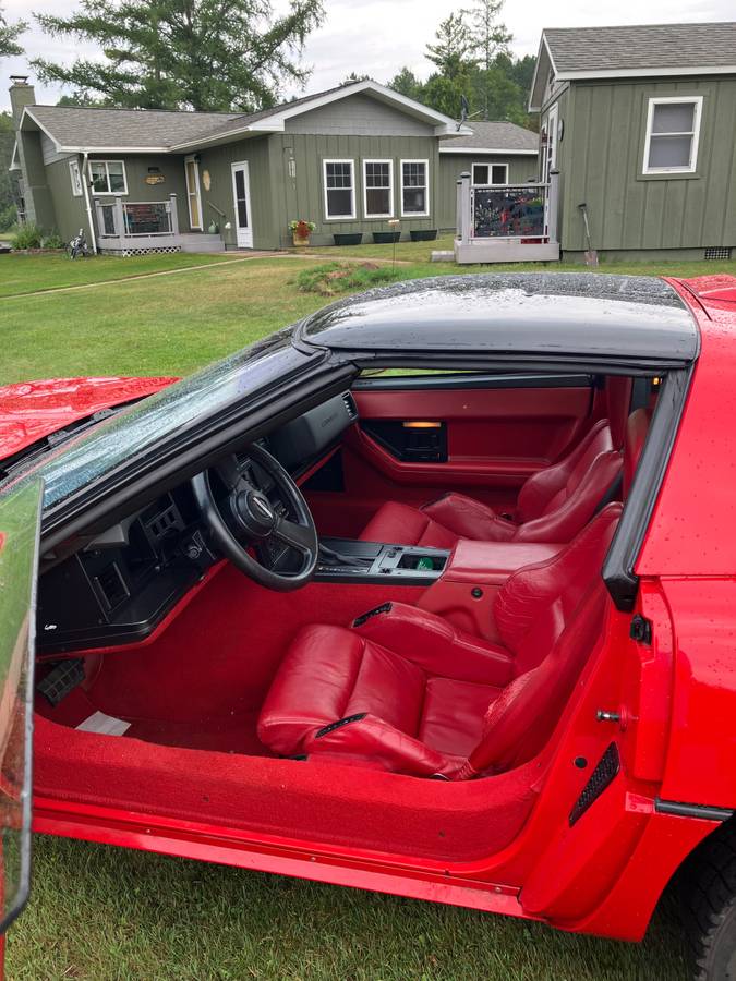 Corvette-1988-red-4