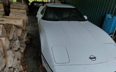 Corvette-1990-white