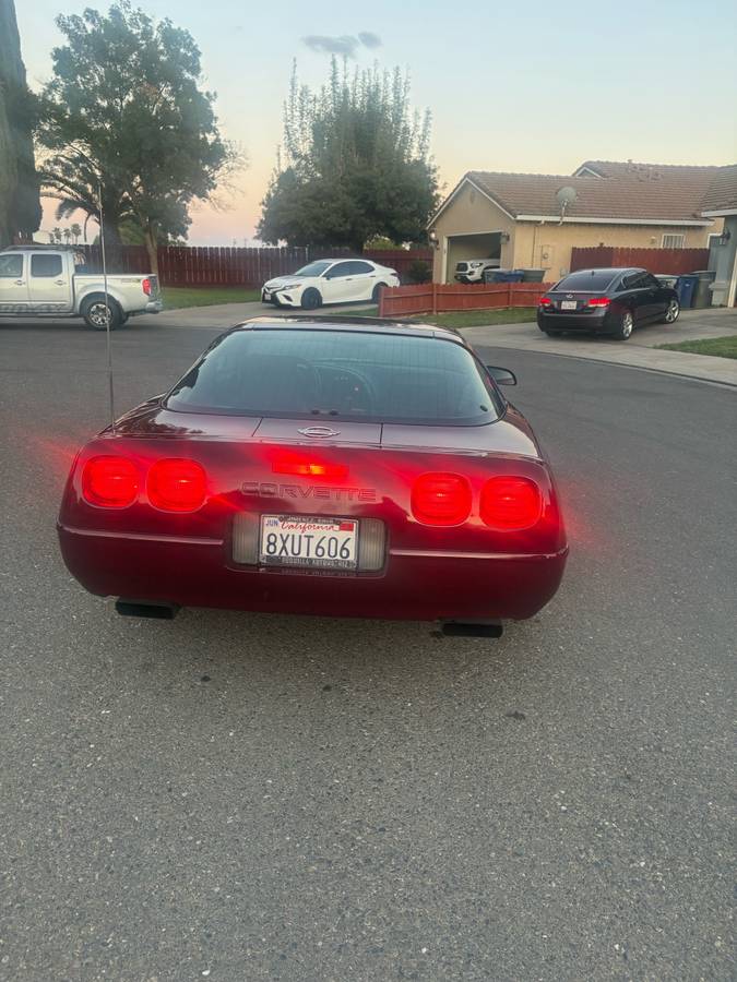 Corvette-1993-red