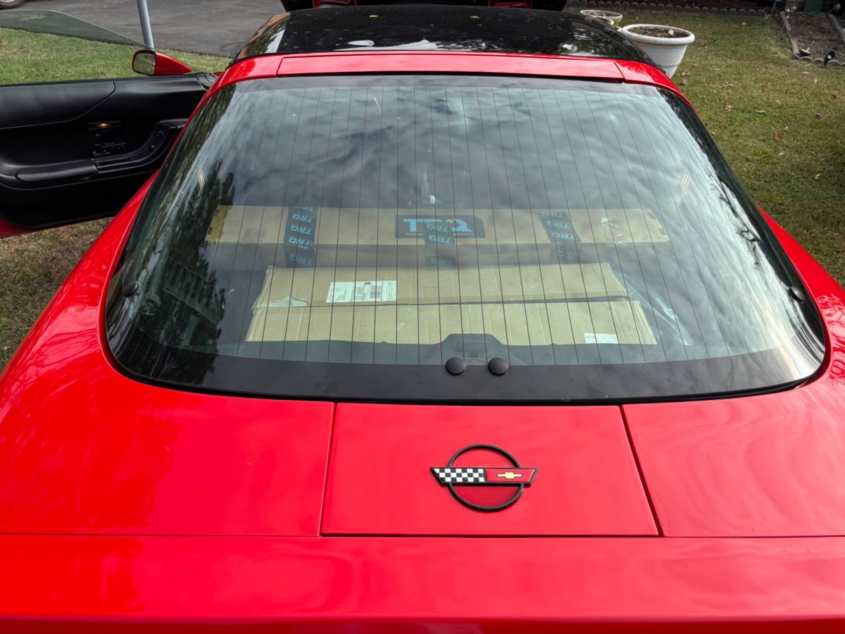 Corvette-1994-red-13