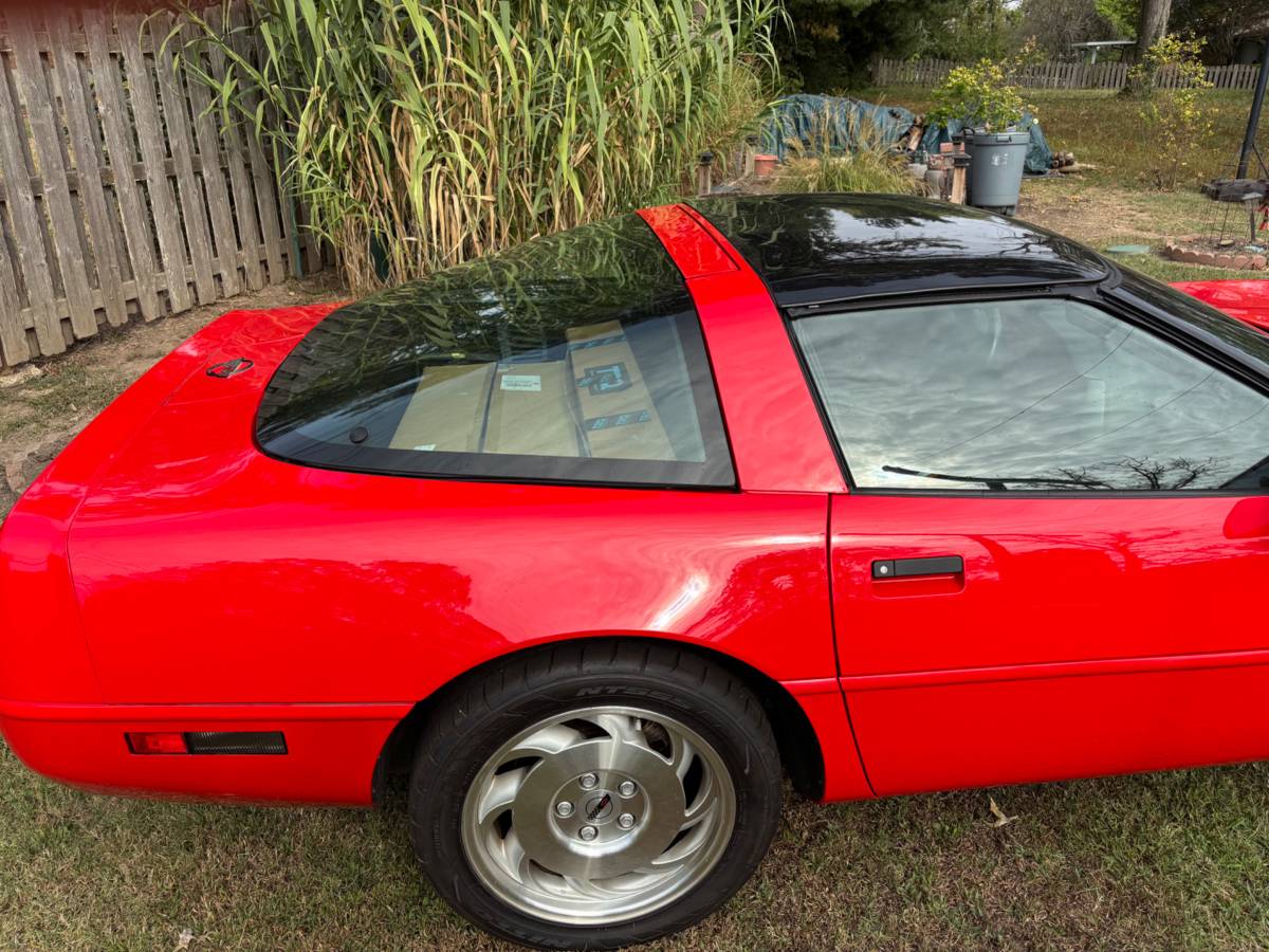 Corvette-1994-red-2