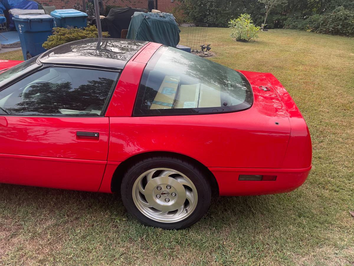 Corvette-1994-red-4