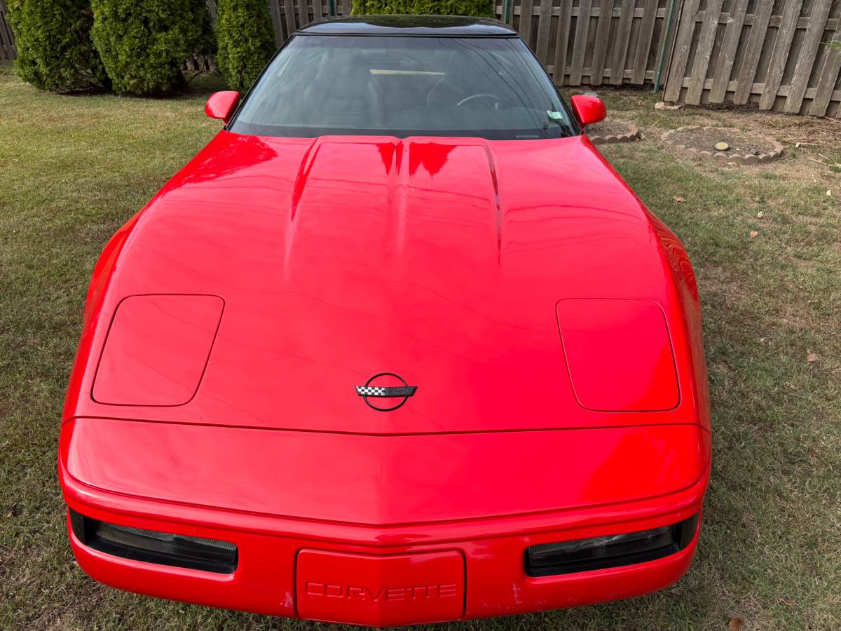 Corvette-1994-red-9