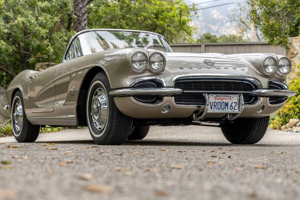Corvette-c-1-1962-custom-9