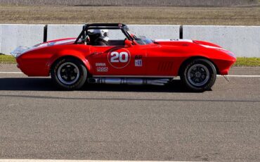 Corvette-c2-1967-orange-1