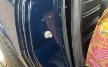 Corvette-coupe-1972-blue-11