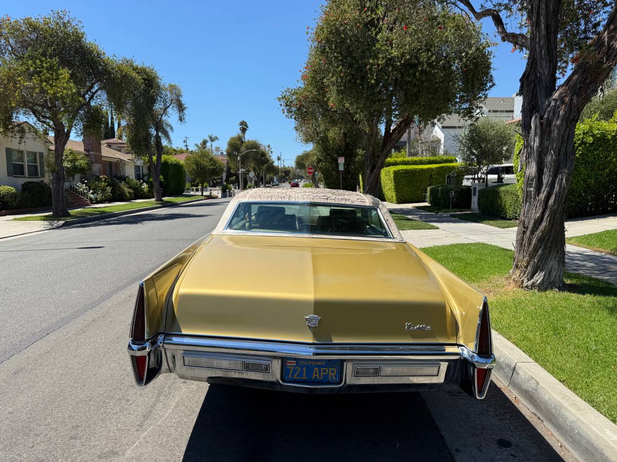 Coupe-devile-1970-50