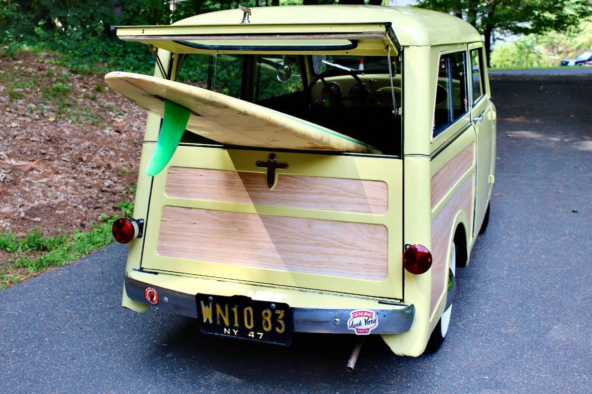 Crosley-station-wagon-1947-yellow-35