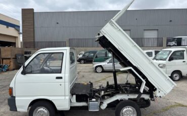 Daihatsu-hijet-1993-white-3
