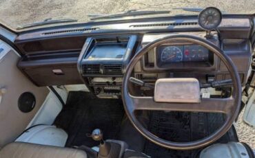 Daihatsu-hijet-dump-truck-1989-white-2
