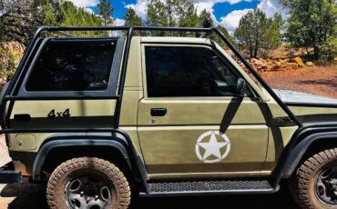 Daihatsu-rocky-1992-green-1
