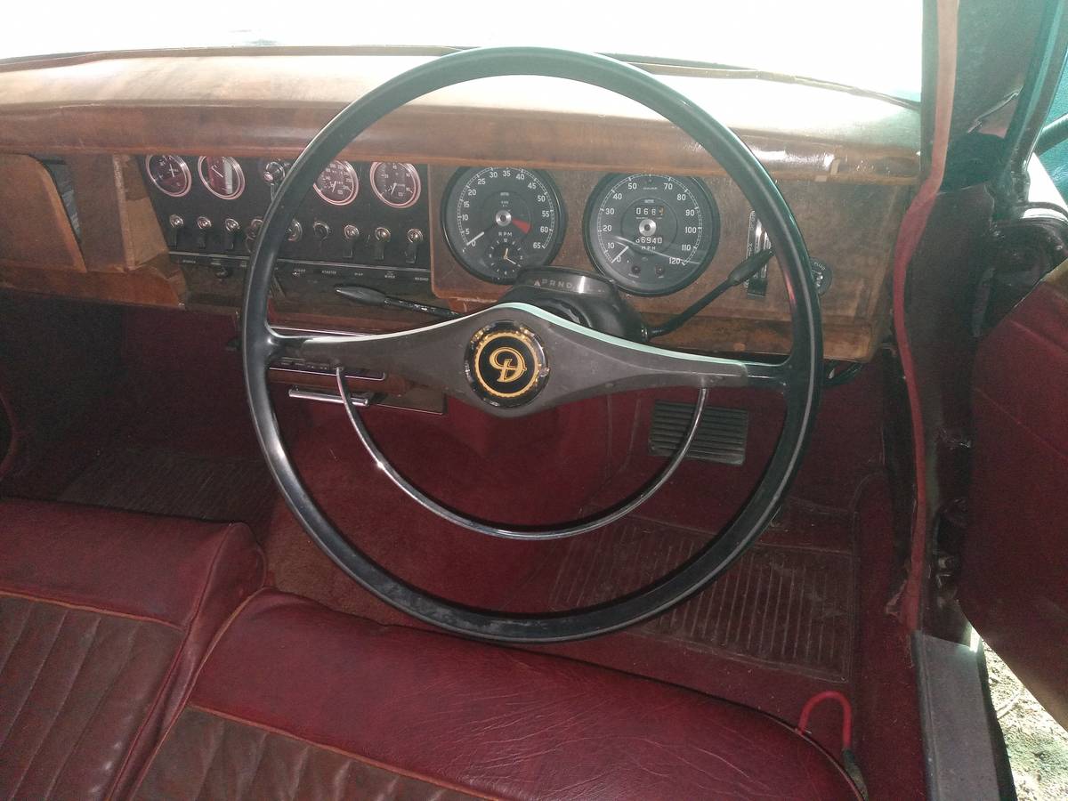 Daimler-2.5-v8-1966-6