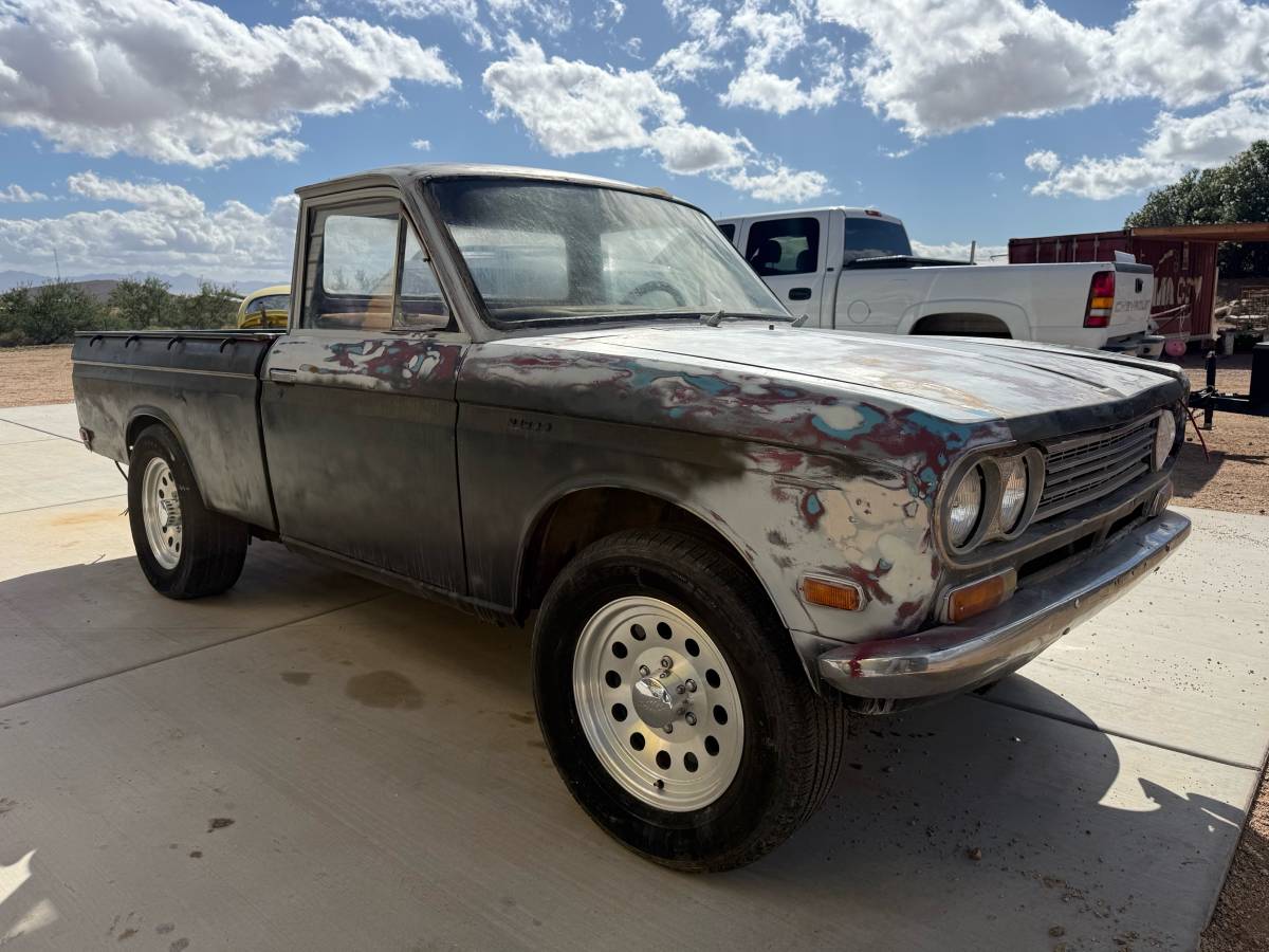 Datsun-1600-1970-black-1