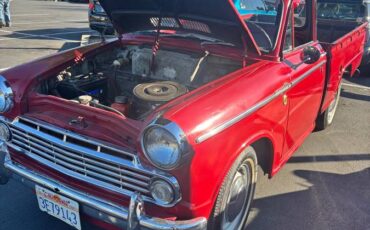 Datsun-1965-red-10