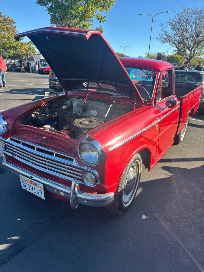 Datsun-1965-red-10