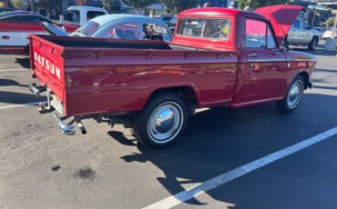 Datsun-1965-red-6