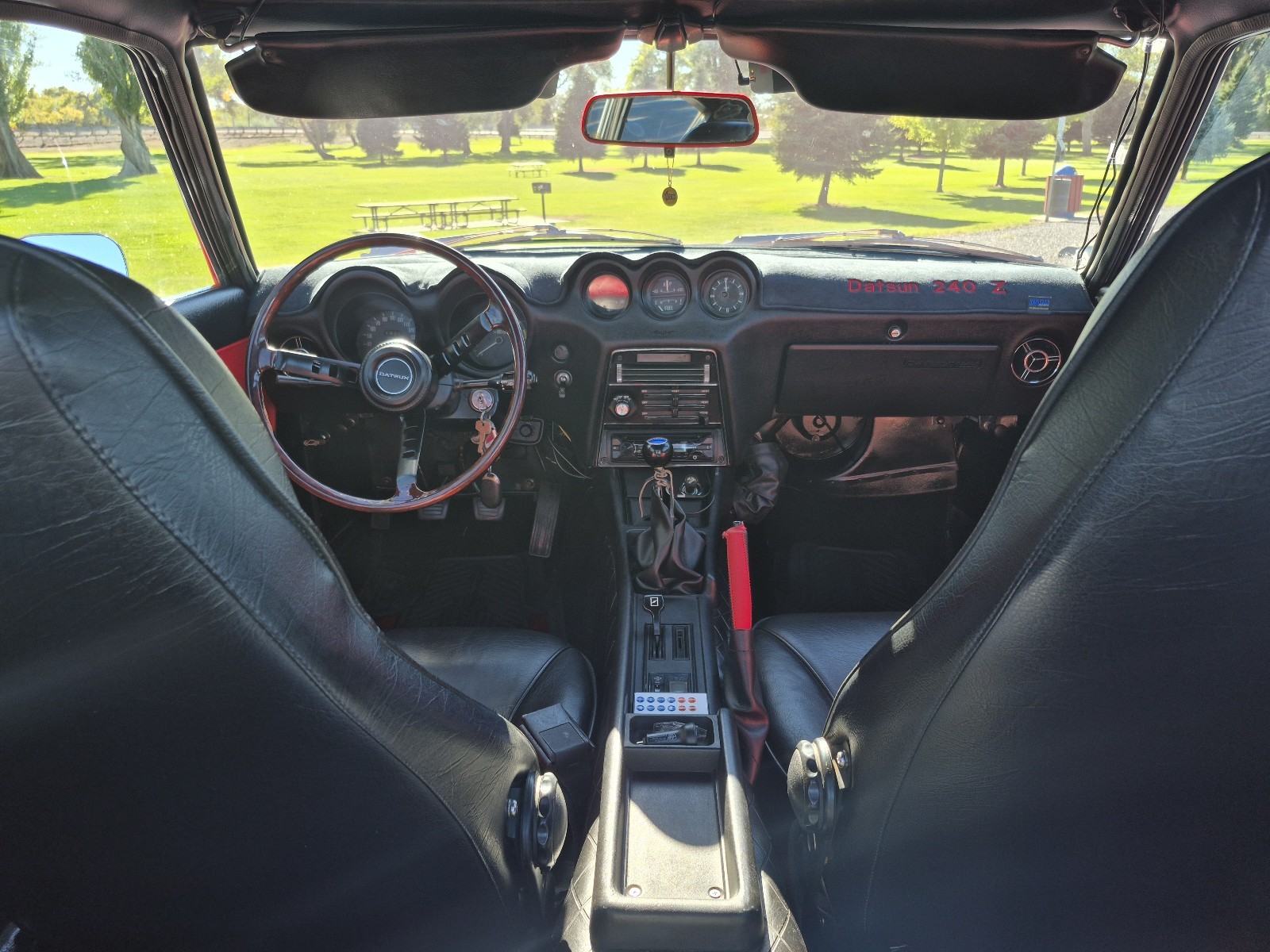 Datsun-240Z-1970-23