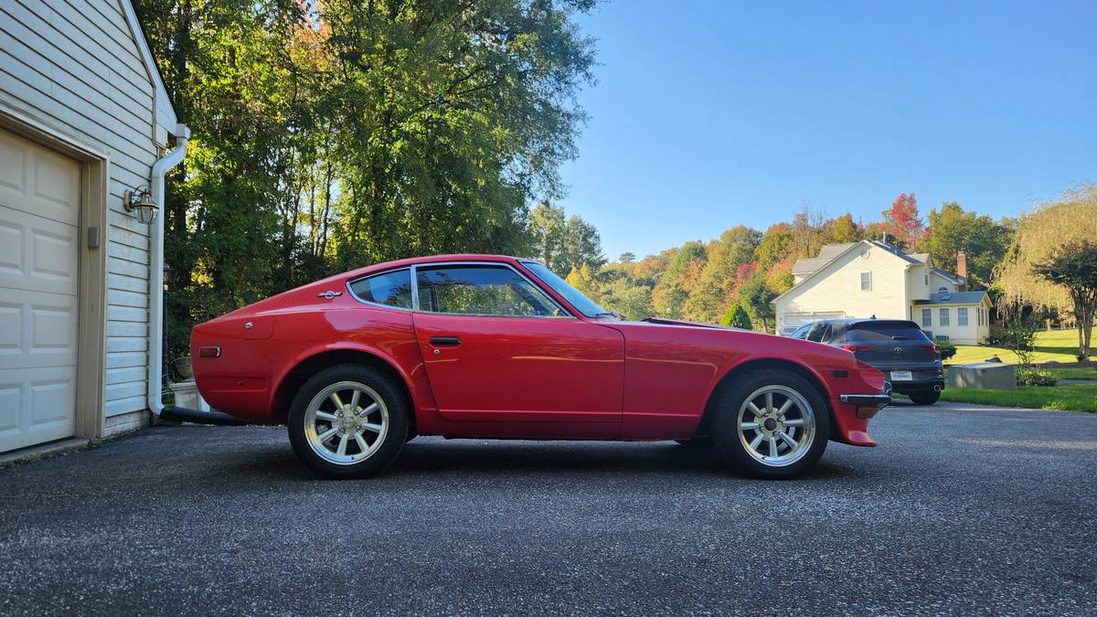 Datsun-240z-1971-red-1