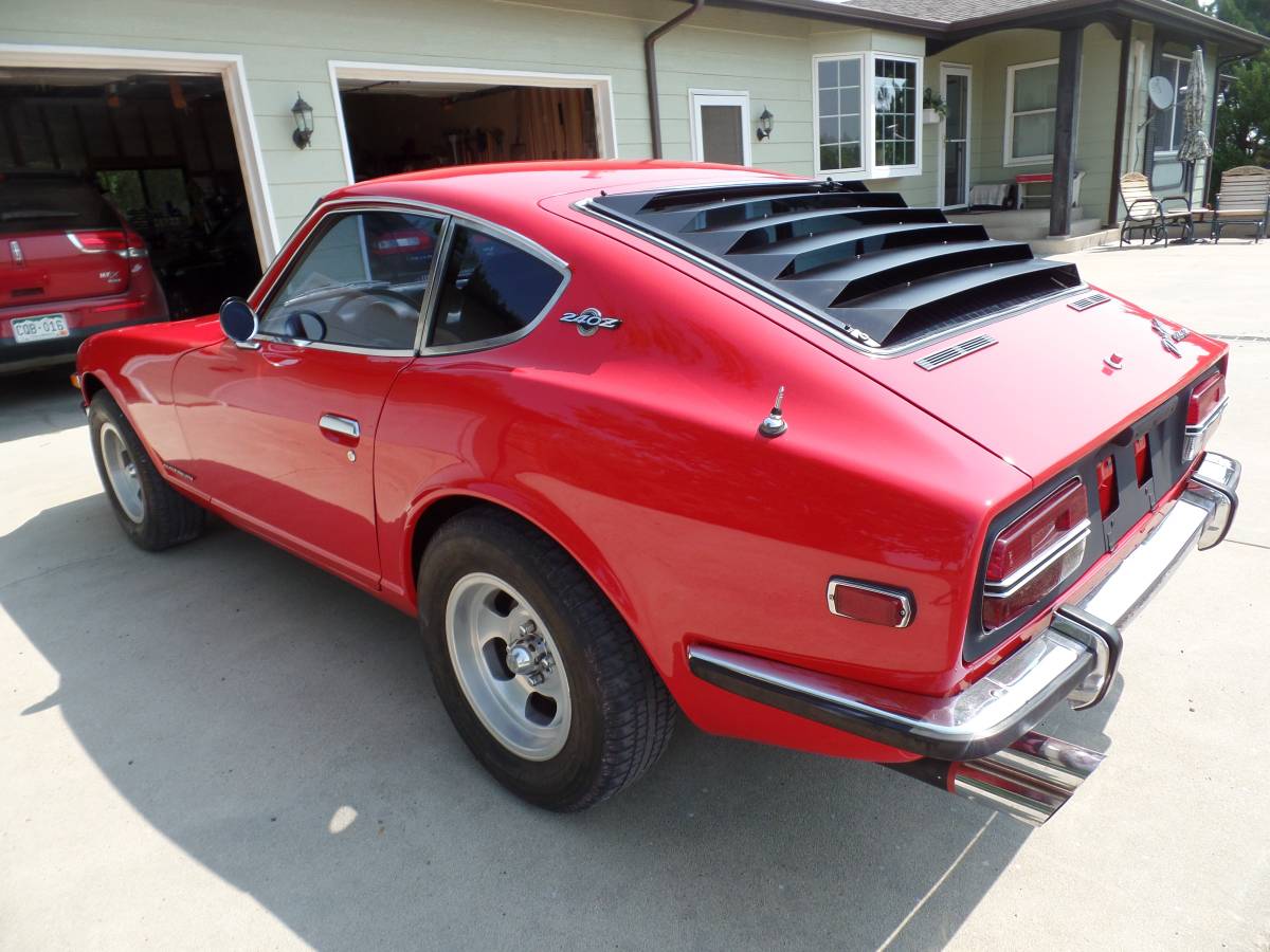 Datsun-240z-1971-red-2