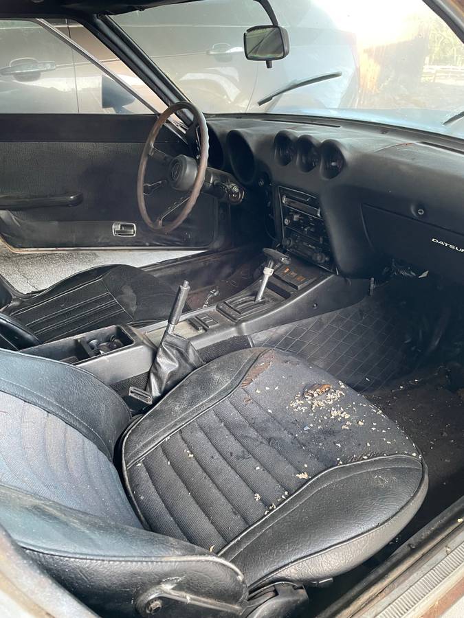Datsun-240z-1972-6