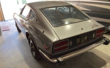 Datsun-260z-1974-silver-3